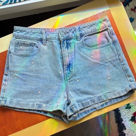 PacSun Light Blue Embroidered Jean Shorts - Picture 1 of 5